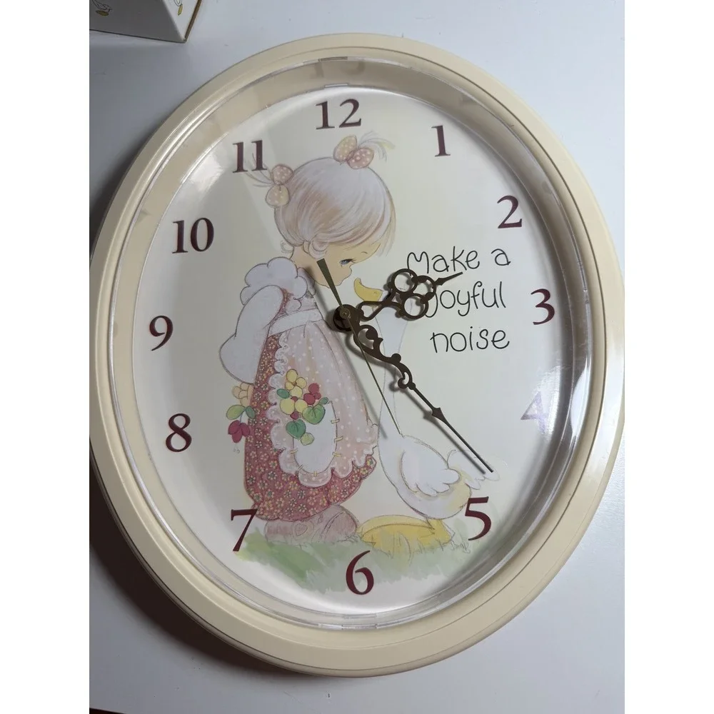 Precious Moments Make a Joyful Noise‎ Easy To Read Quartz Wall Clock Model 6113